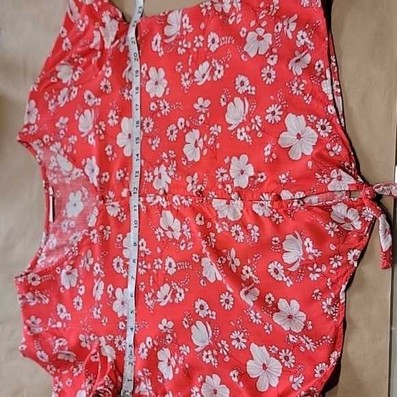SO Size L Berry Red/Pink with White Floral Tie and Button Front Blouse - Picture 6 of 12